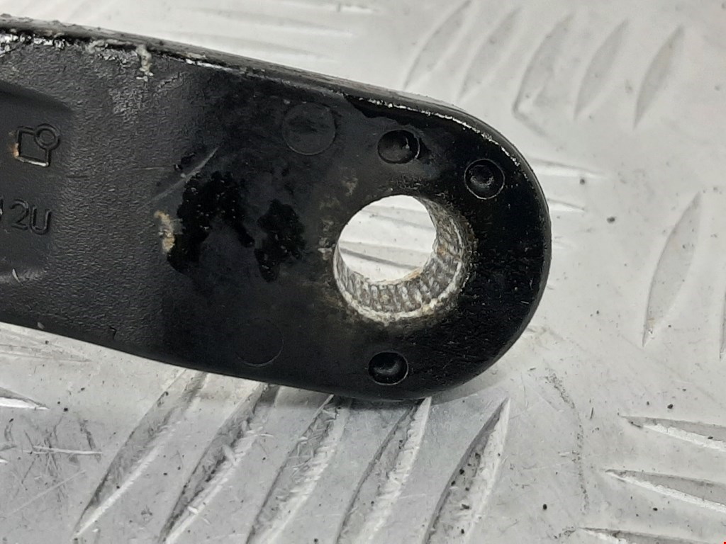 Поводок дворников передний левый/ правый CITROEN C4 II 2010-н.в.