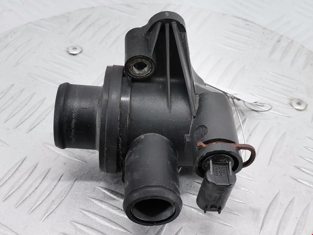 Корпус термостата MERCEDES-BENZ Vaneo 2001-2005