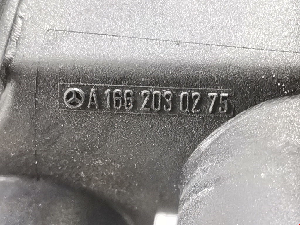 Корпус термостата MERCEDES-BENZ Vaneo 2001-2005