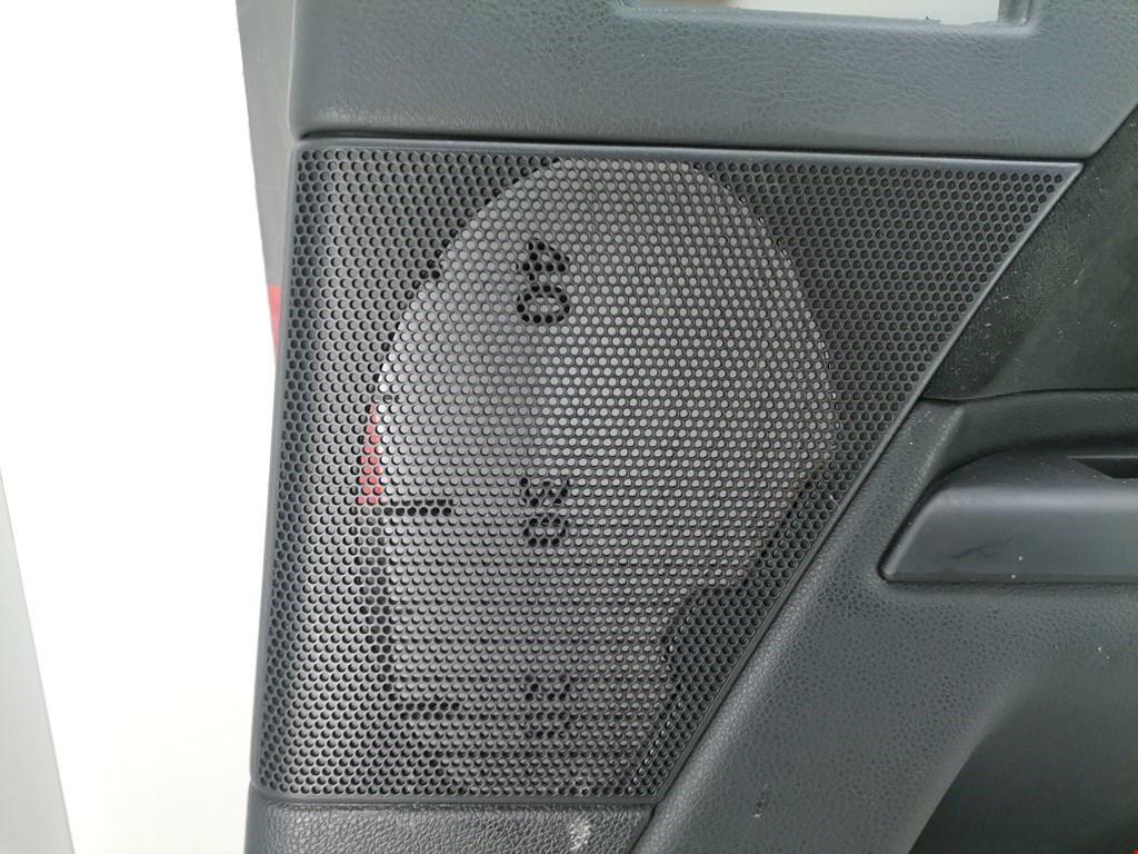 Обшивка двери задняя правая FORD Mondeo III 2000-2007