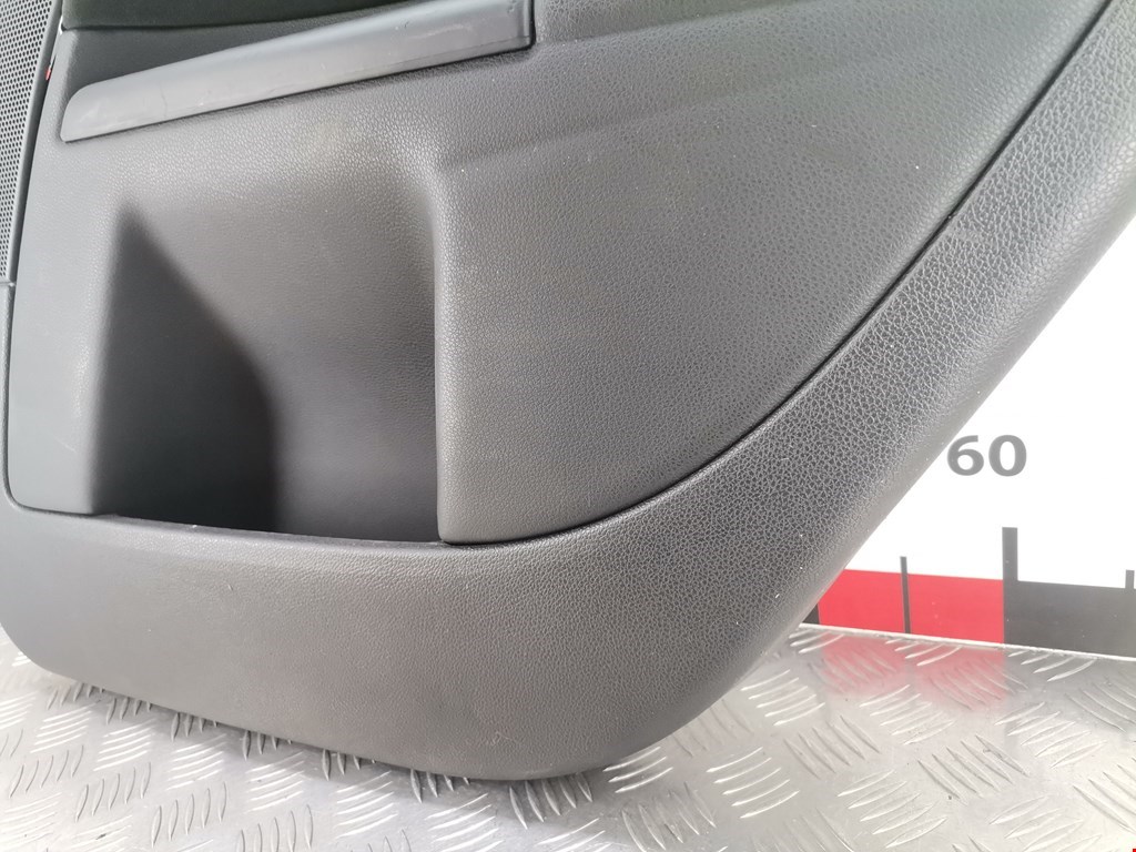 Обшивка двери задняя правая FORD Mondeo III 2000-2007