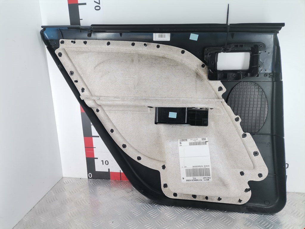 Обшивка двери задняя правая FORD Mondeo III 2000-2007