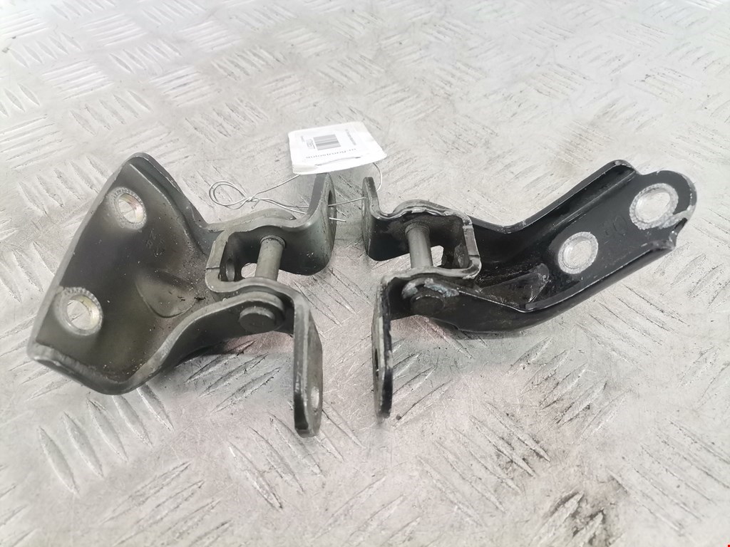 Петля двери передней правой Hyundai i30 2 (2012-2017)