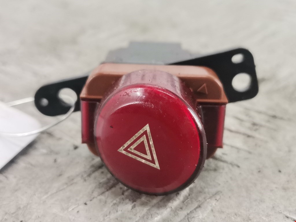 Кнопка аварийной сигнализации (аварийки) HONDA Civic 4D 2006-2016