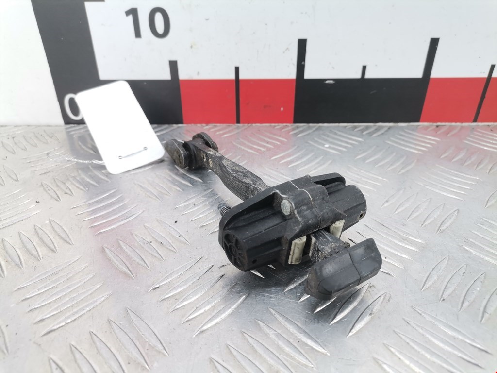 Ограничитель открывания двери FORD Fiesta 2008-2012