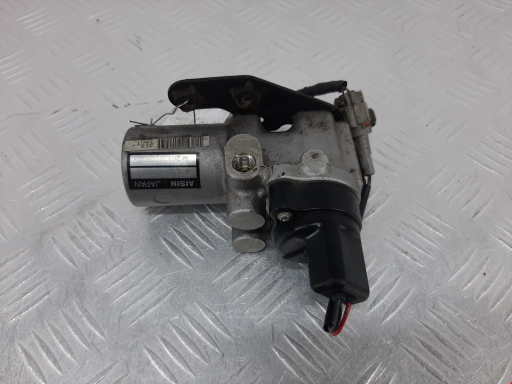 Цилиндр тормозной главный TOYOTA Prius II XW20 2003-2012