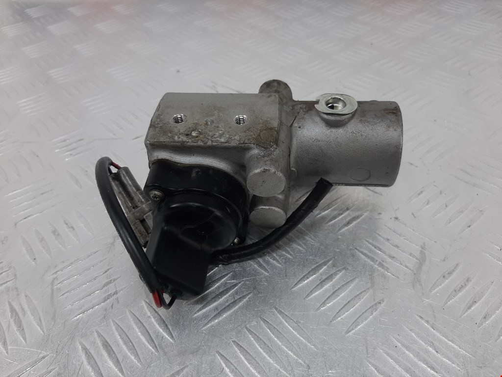 Цилиндр тормозной главный TOYOTA Prius II XW20 2003-2012