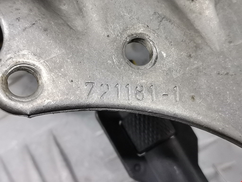 Моторчик привода (положения воздушных) заслонок (актуатор сервопривода турбины) VOLVO V40 I 1995-2004