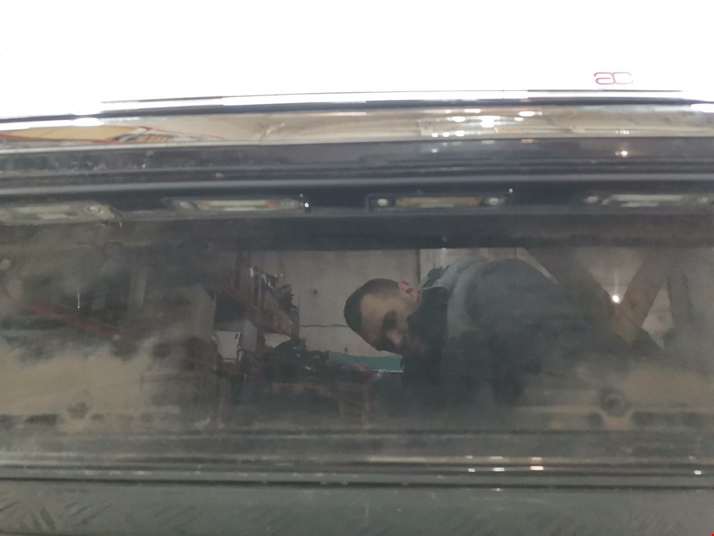 Бампер задний VOLKSWAGEN Phaeton 2002-2016