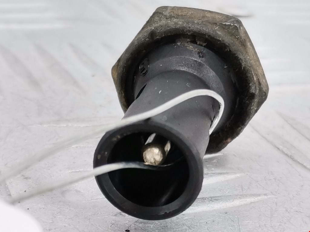 Датчик давления масла VOLVO S40 I 1995-2004