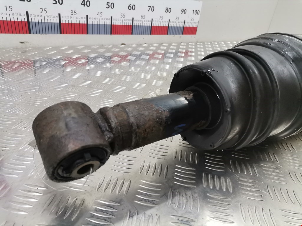 Амортизатор задний правый LAND ROVER Range Rover Sport 2005-2013