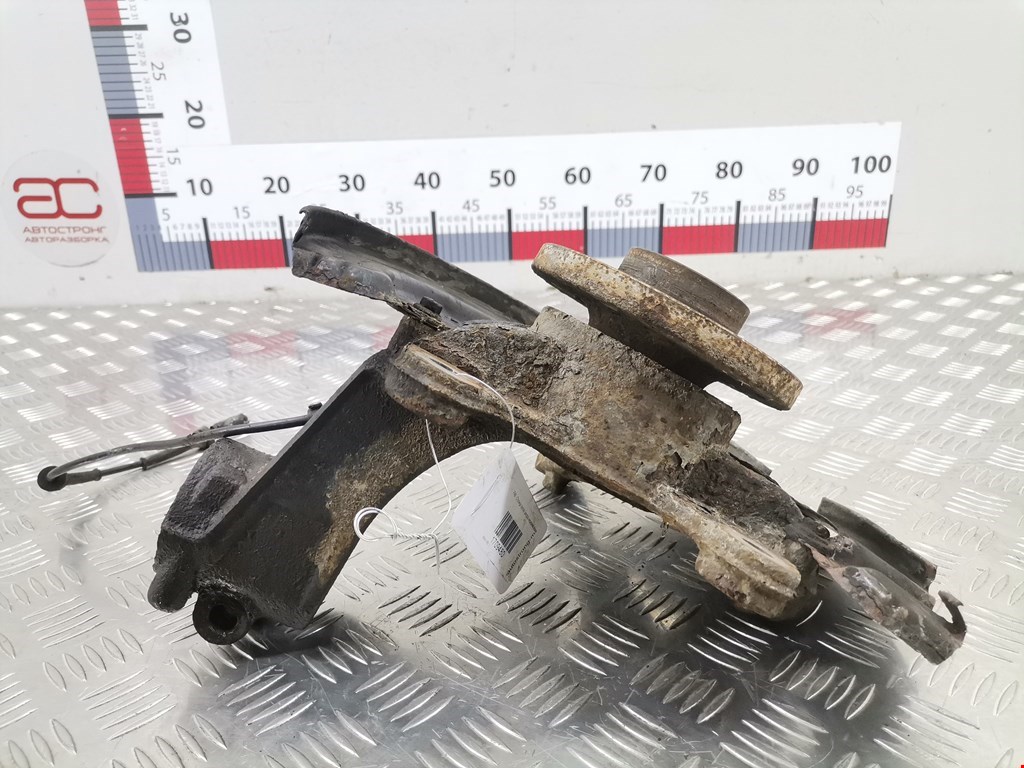 Ступица передняя левая VOLVO V60 2010-2018