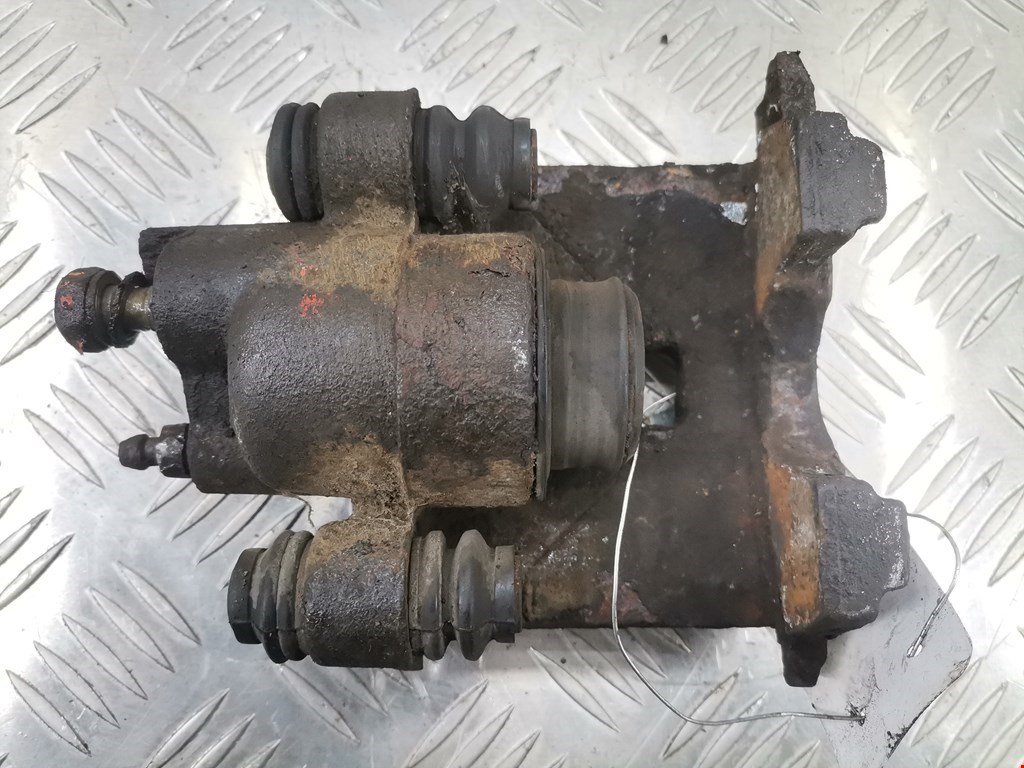 Суппорт задний правый CHRYSLER PT Cruser 2000-2010