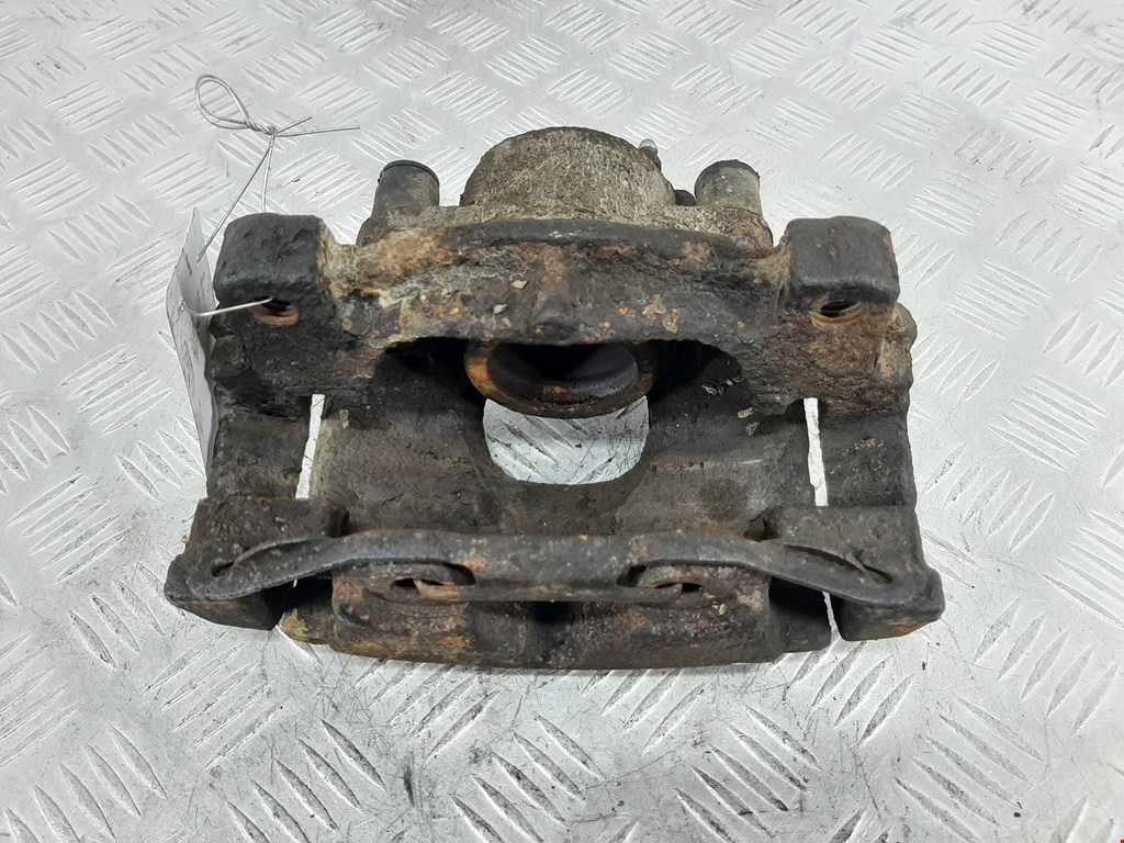 Суппорт передний правый VOLVO V60 2010-2018