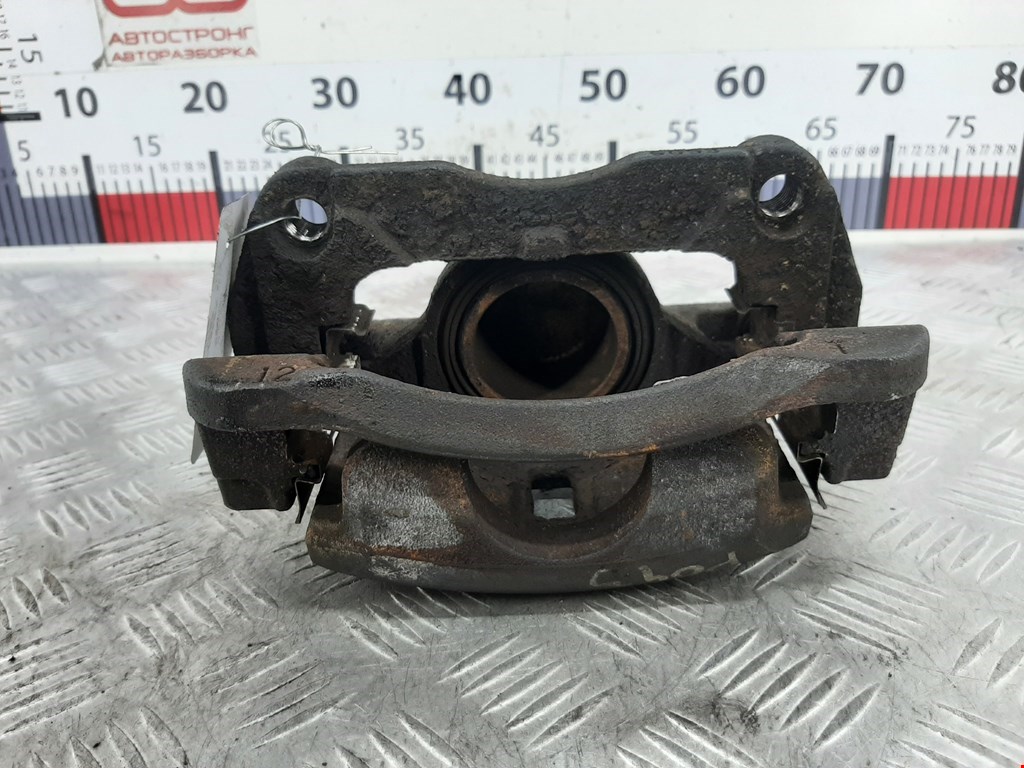 Суппорт передний правый NISSAN Qashqai J10 2006-2013