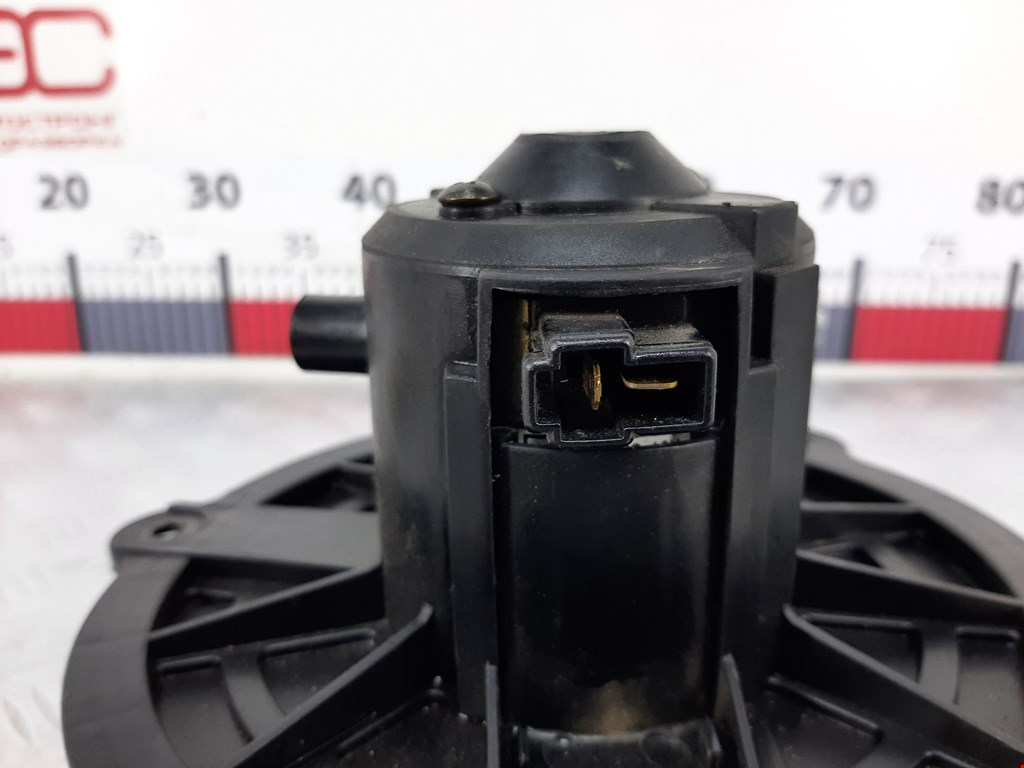 Моторчик (мотор) отопителя салона KIA Retona 1998-2003