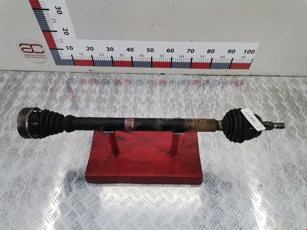 Полуось (привод, приводной вал) передняя правая VOLKSWAGEN Beetle A4 1998-2010