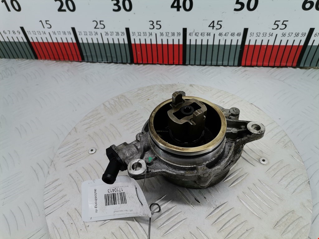 Насос вакуумный BMW 7-Series (E65/E66) (2001-2008)