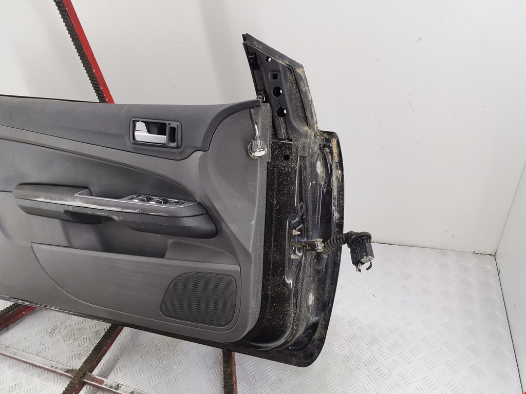 Дверь передняя левая FORD Focus II 2005-2011