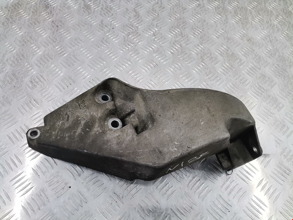 Кронштейн (крепление лапа) двигателя Opel Vectra B (1995-2002)