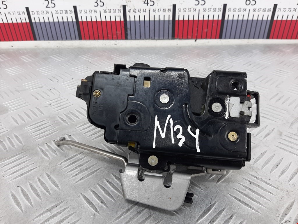 Замок двери задней левой AUDI A4 B6 2001-2005