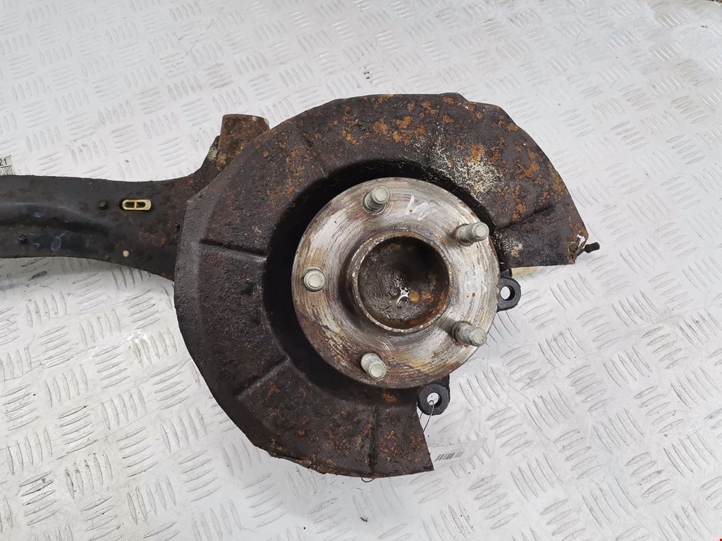 Ступица передняя правая FORD Focus II 2005-2011