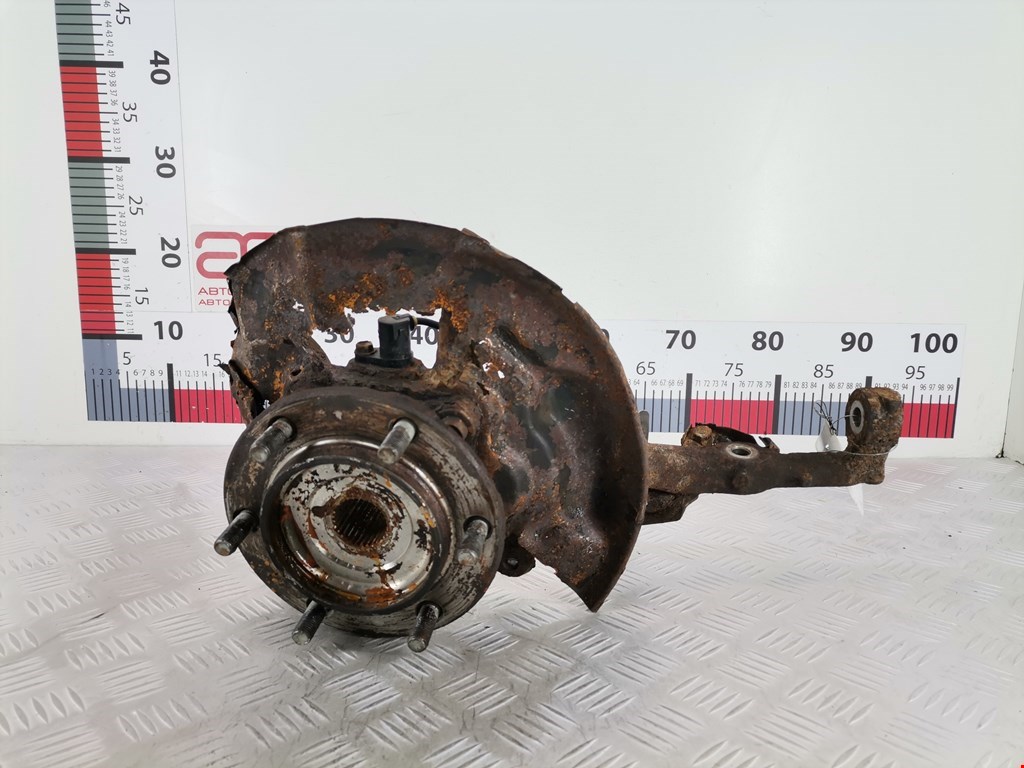 Ступица передняя левая TOYOTA Hilux VII AN10 AN 20 AN30 2005-2015