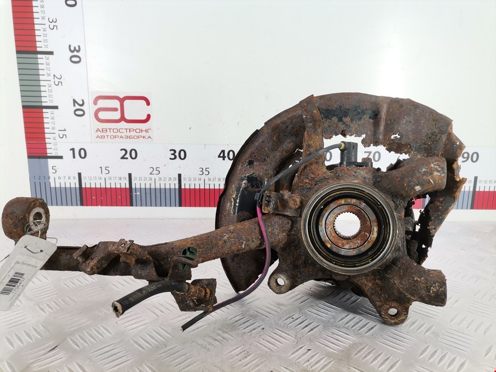 Ступица передняя левая TOYOTA Hilux VII AN10 AN 20 AN30 2005-2015