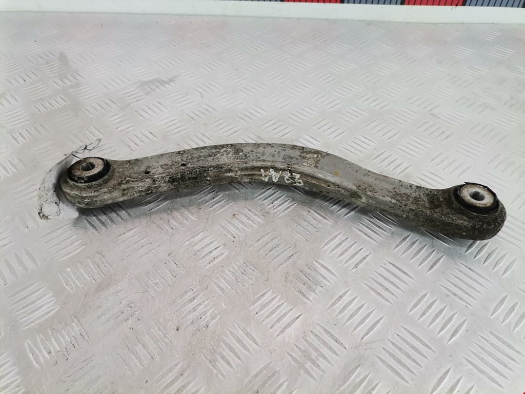 Рычаг задней подвески Mercedes C-Class (W204) (2006-2015)