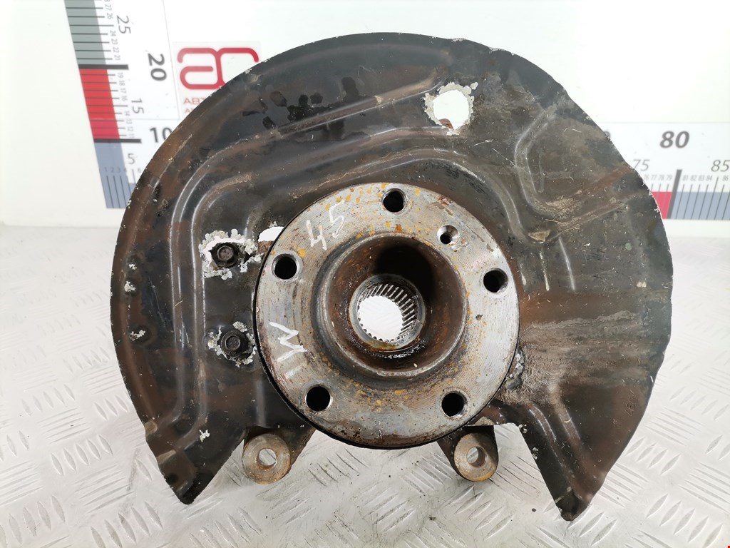 Ступица передняя правая BMW X3 E83 2003-2010