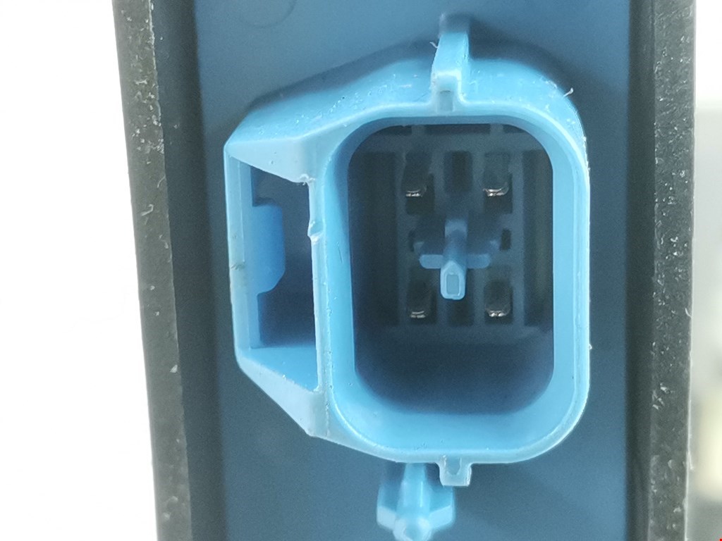 Замок двери передней левой MITSUBISHI Space Star 1999-2006