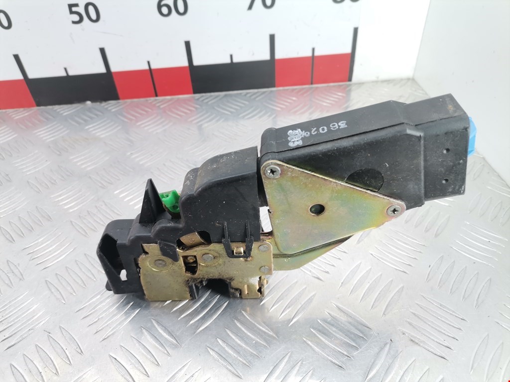 Замок двери передней левой MITSUBISHI Space Star 1999-2006