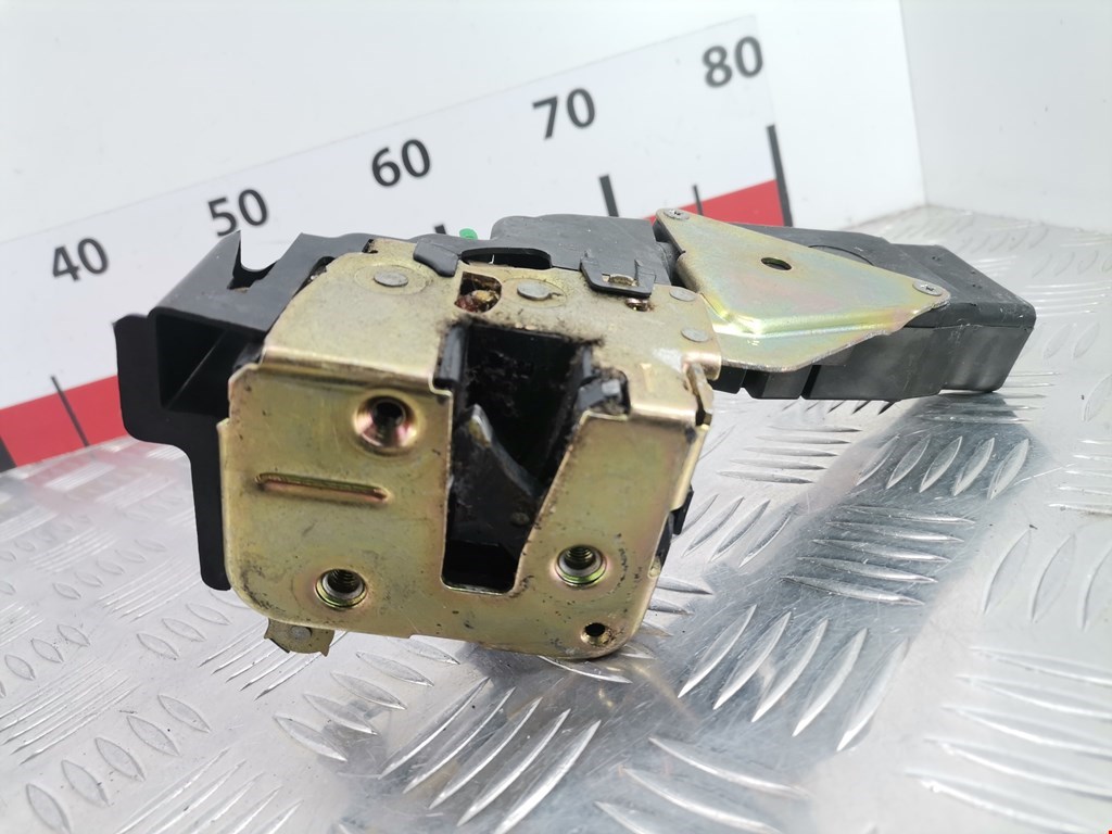 Замок двери передней левой MITSUBISHI Space Star 1999-2006