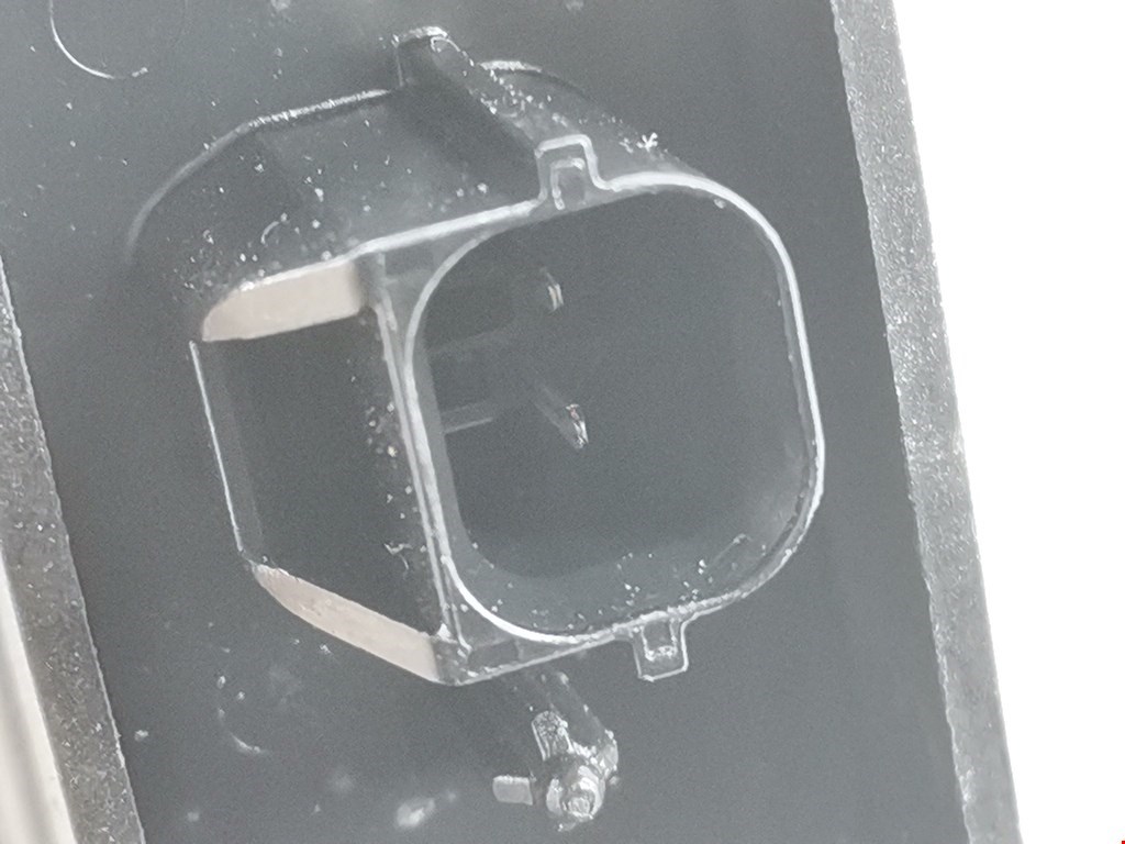 Замок двери передней правой MITSUBISHI Space Star 1999-2006