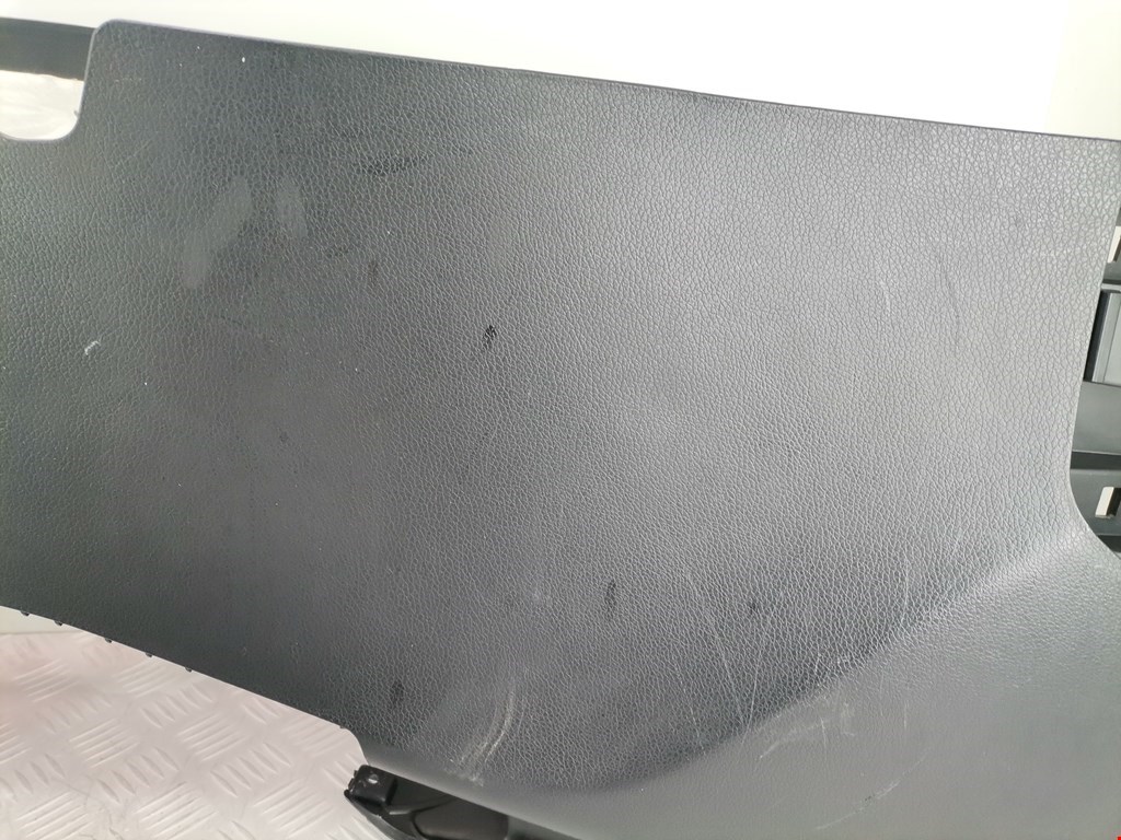 Подлокотник в салон KIA Sportage III 2010-2015