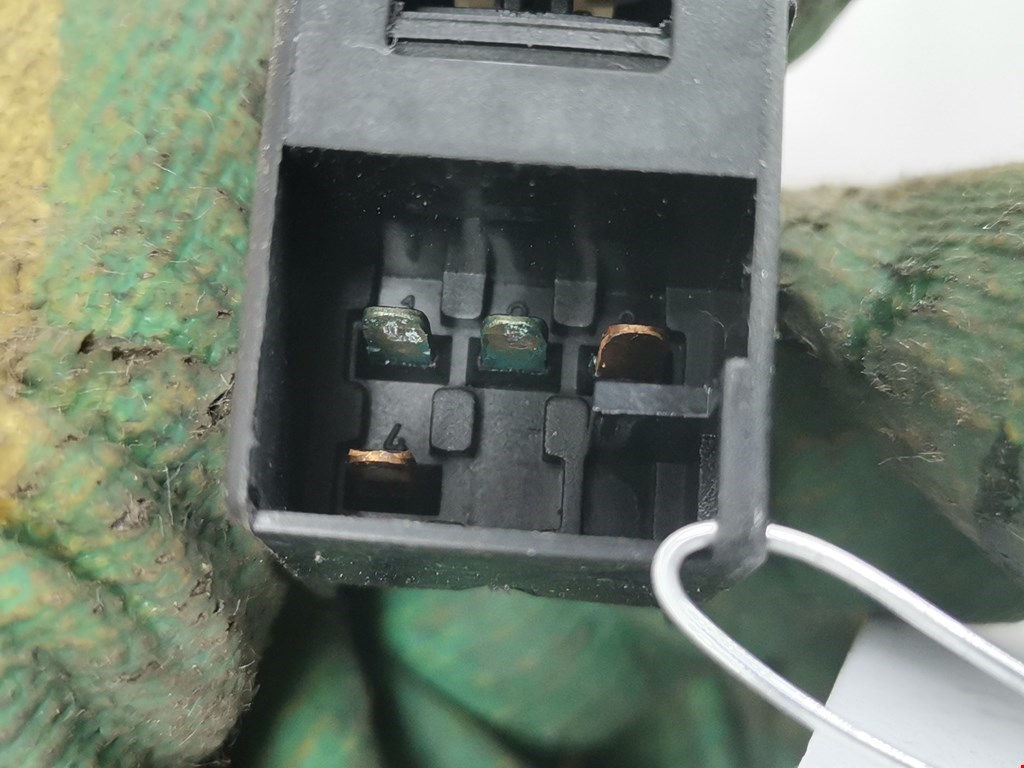 Кнопка стеклоподъемника VOLKSWAGEN Passat B5 1997-2005