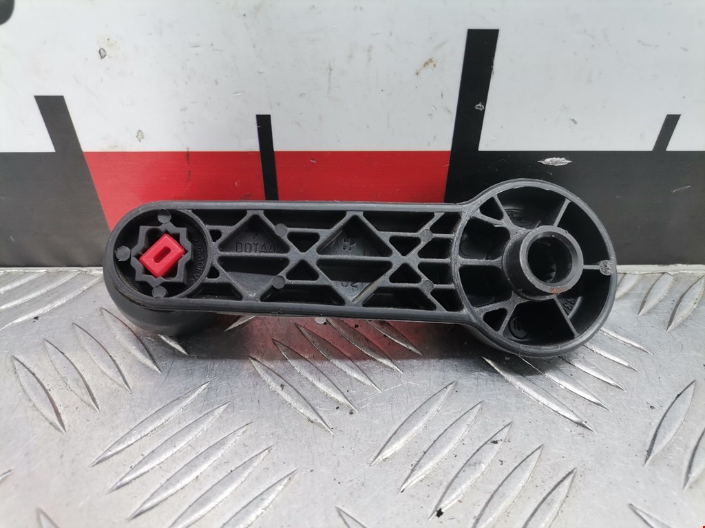 Ручка стеклоподъемника FORD Focus I 1998-2005