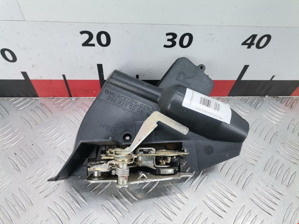 Замок двери задней правой MERCEDES-BENZ C-Class C-klasse W202 1993-2000