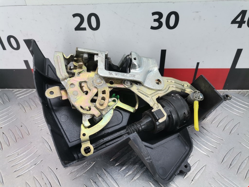 Замок двери задней правой MERCEDES-BENZ C-Class C-klasse W202 1993-2000