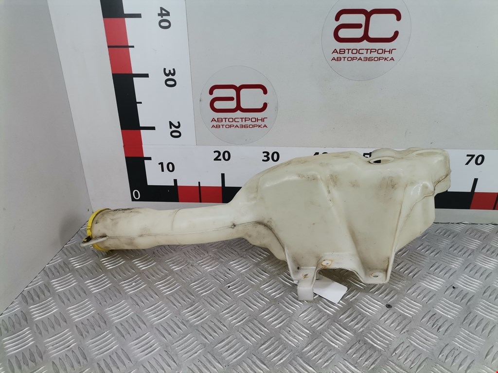 Бачок омывателя CHRYSLER 300 C 2004-2010