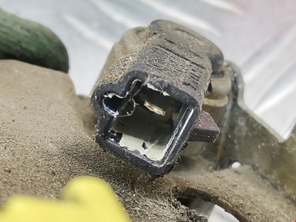 Замок двери задней правой FORD Explorer 1995-2001