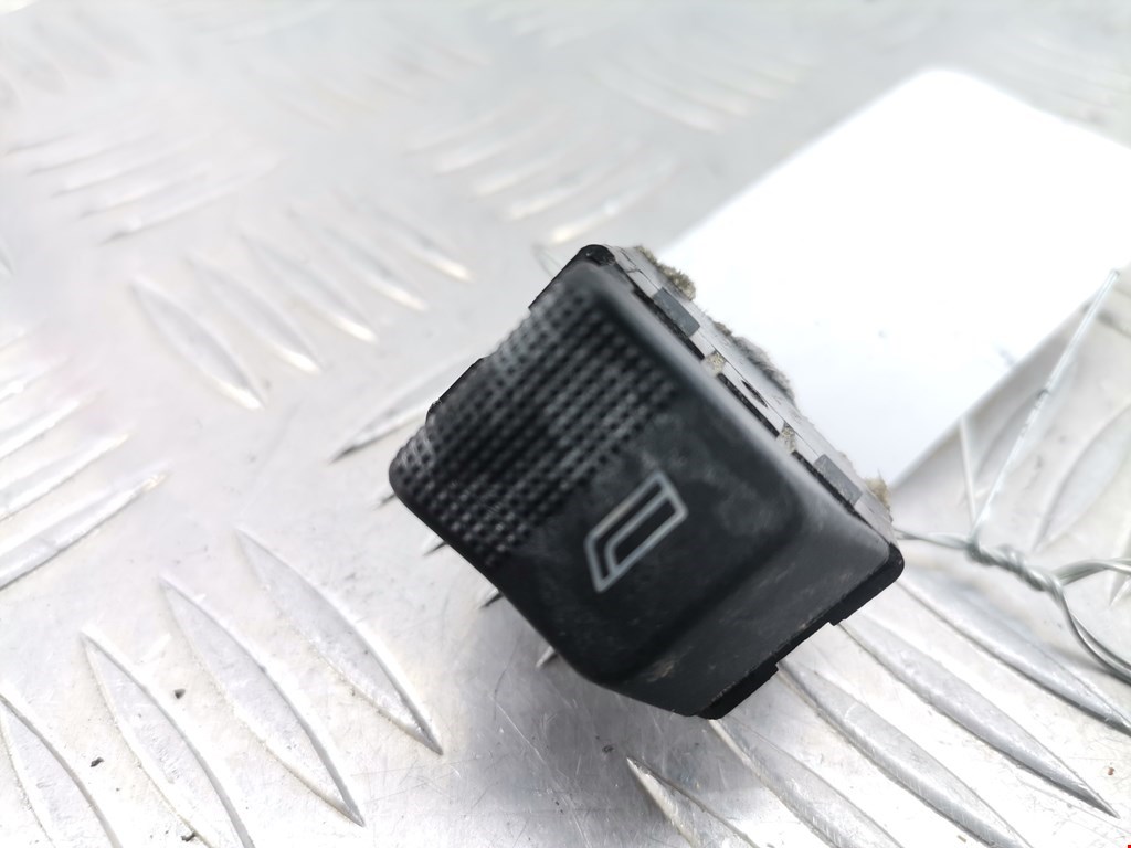 Кнопка стеклоподъемника AUDI A4 B5 1995-2001