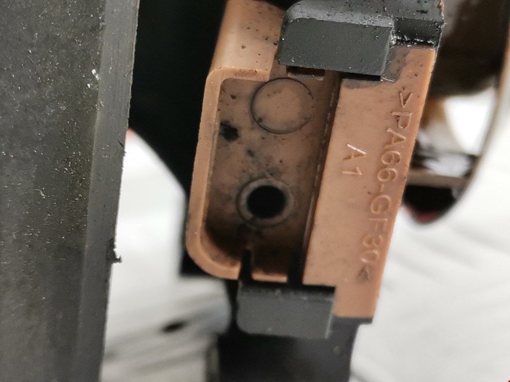 Насос водяной (помпа) Mini Cooper Hatch 2 (R56) (2006-2013)