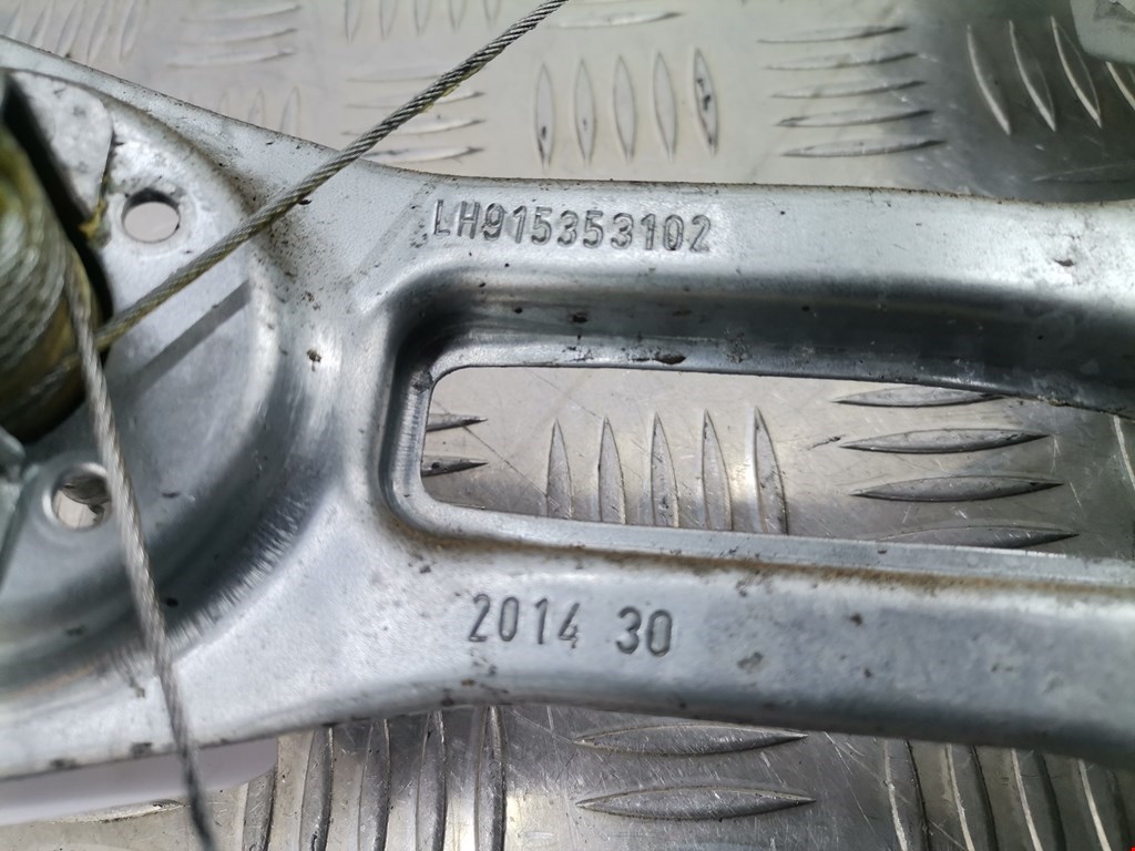 Стеклоподъемник задний левый OPEL Astra J 2009-2017