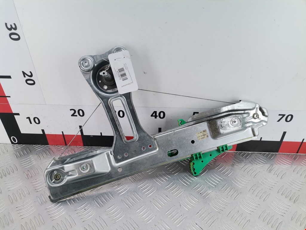 Стеклоподъемник задний левый OPEL Astra J 2009-2017