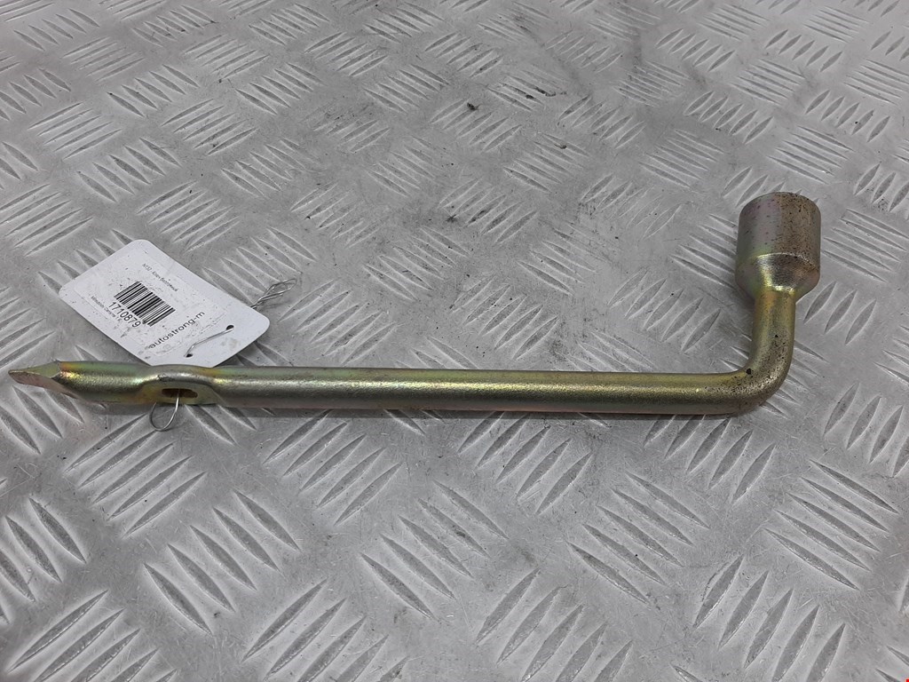 Ключ балонный MITSUBISHI Carisma 1995-1999