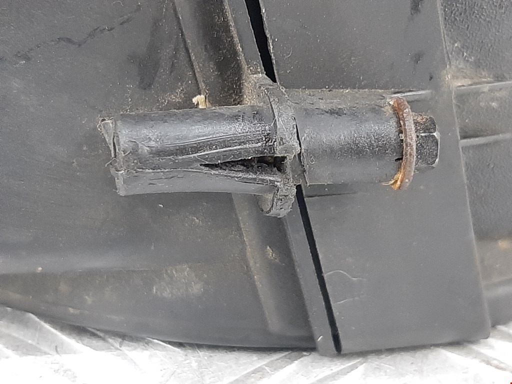 Корпус воздушного фильтра FORD Focus III 2011-2019