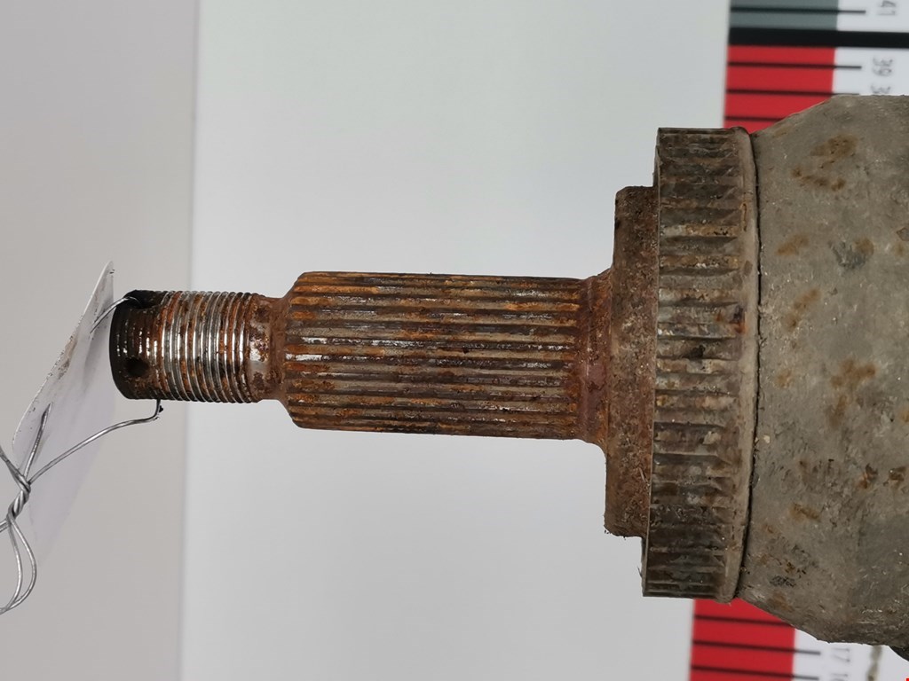 Полуось (привод, приводной вал) передняя правая HYUNDAI Tucson l 2004-2010