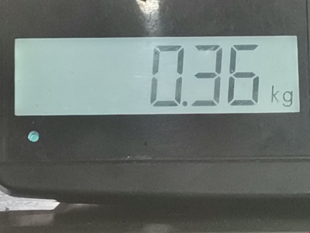 Амортизатор капота левый=правый BMW 1er E81\E87 2004-2011