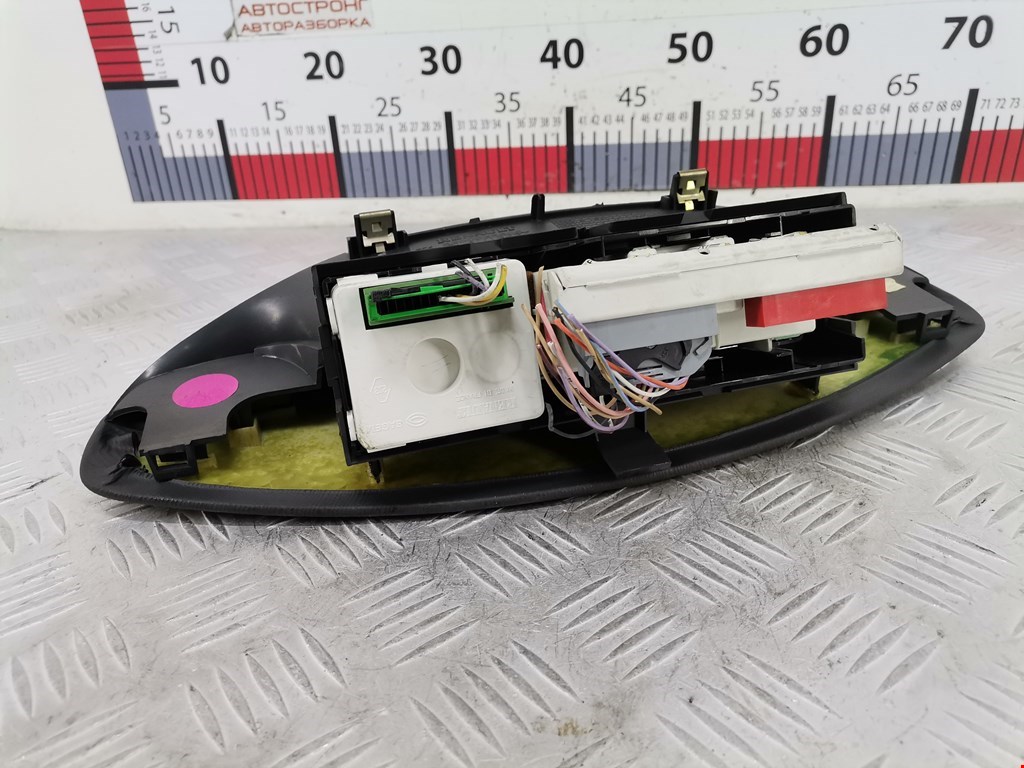 Дисплей информационный (компьютера) RENAULT Laguna 2001-2007